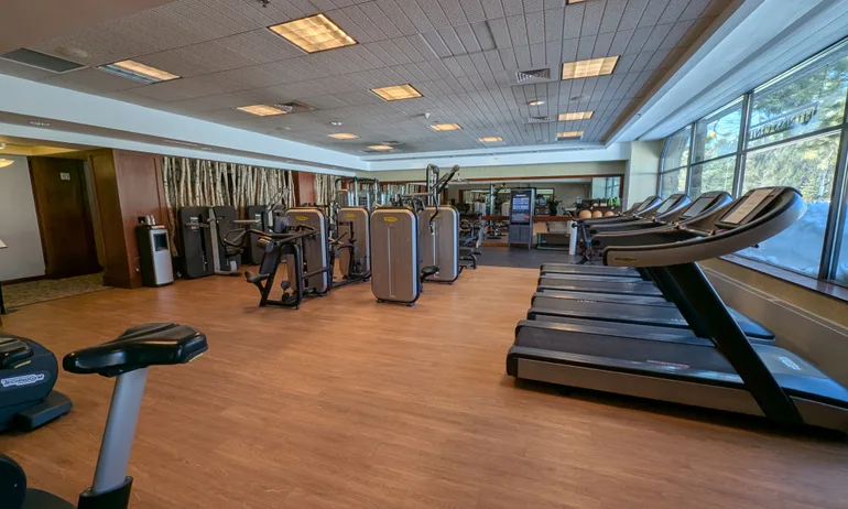 Fitness center at Everline Resort & Spa